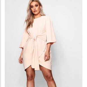 Kimono sleeve tie waist dress